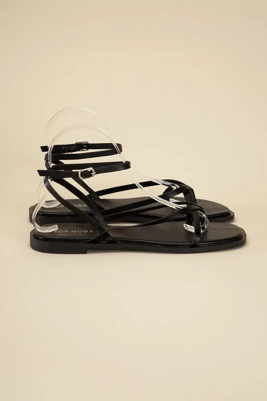 ELIO Flat Sandals