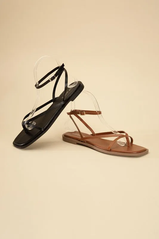 ELIO Flat Sandals