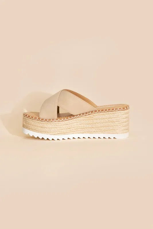 HEIGHT Raffia Platform Slides