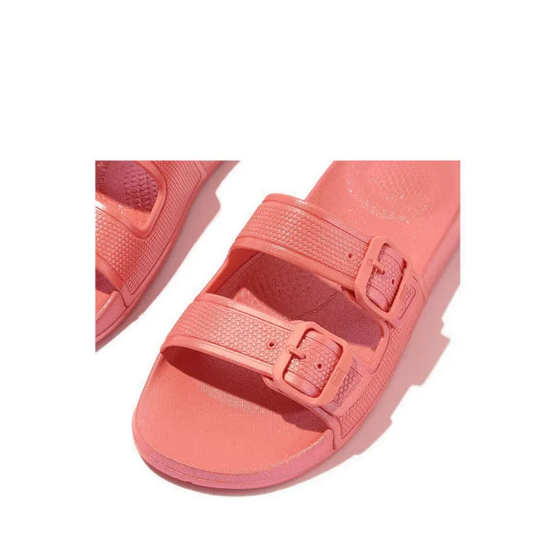 iQUSHION PEARLIZED TWO-BAR BUCKLE SLIDES